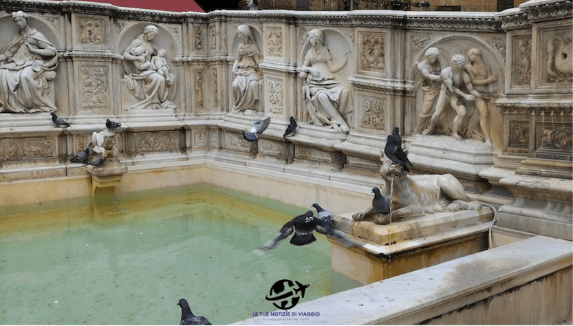 Fonte Gaia Piazza del Campo Siena