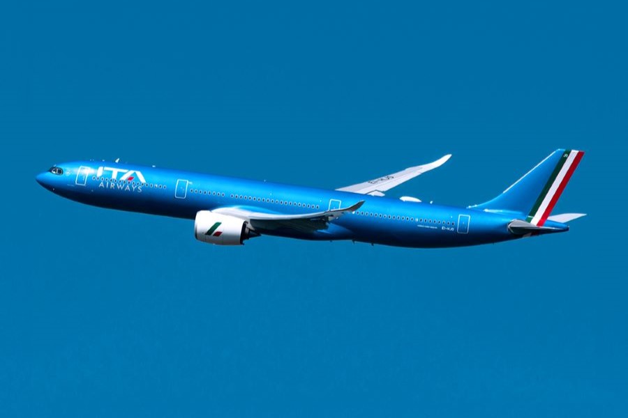 ITA Airyways aereo in volo